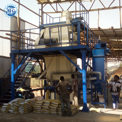 PLC-Steuerung Trockenmischung Pulver Mörtelanlage mit Twin Shaft Paddle Mixer Wand Putty Sand Zement Keramikfliesen Klebe-Mach-Maschine